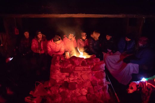 Samling vid lägerelden