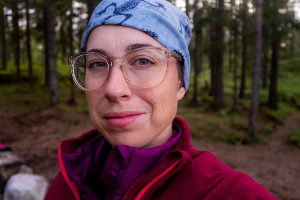 Pernilla Lindblom, på vandring längs Bergslagsleden