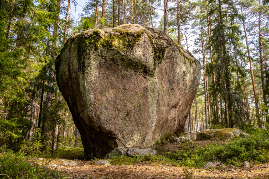 Altarstenen användes för för andakt för vandrare längs Munkastigen