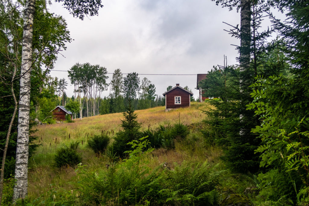 Gamla röda stugor i St. Ykullen