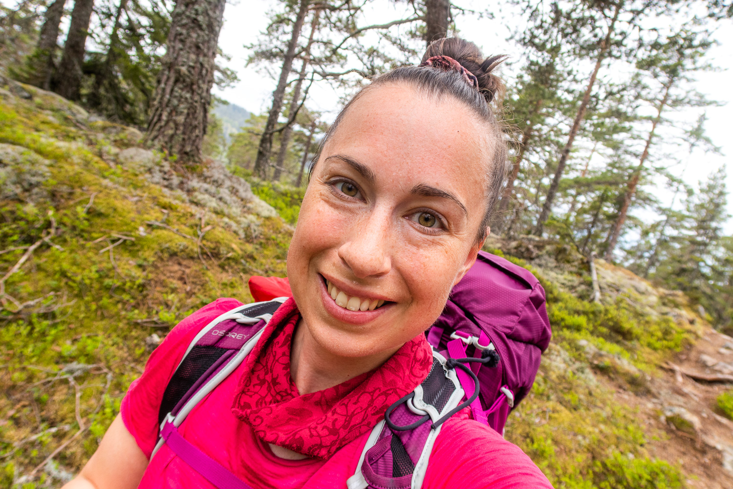 Pernilla Lindblom på vandring längs hela Höga kusten-leden maj-juni 2022