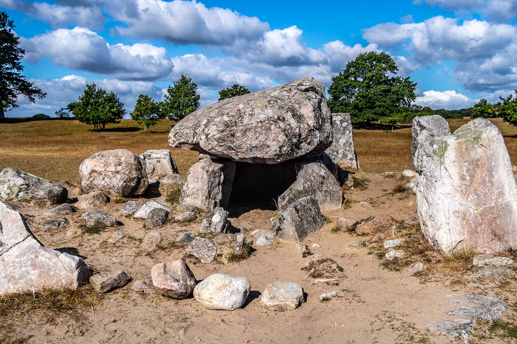 Öppningen till graven i Havängsdösen