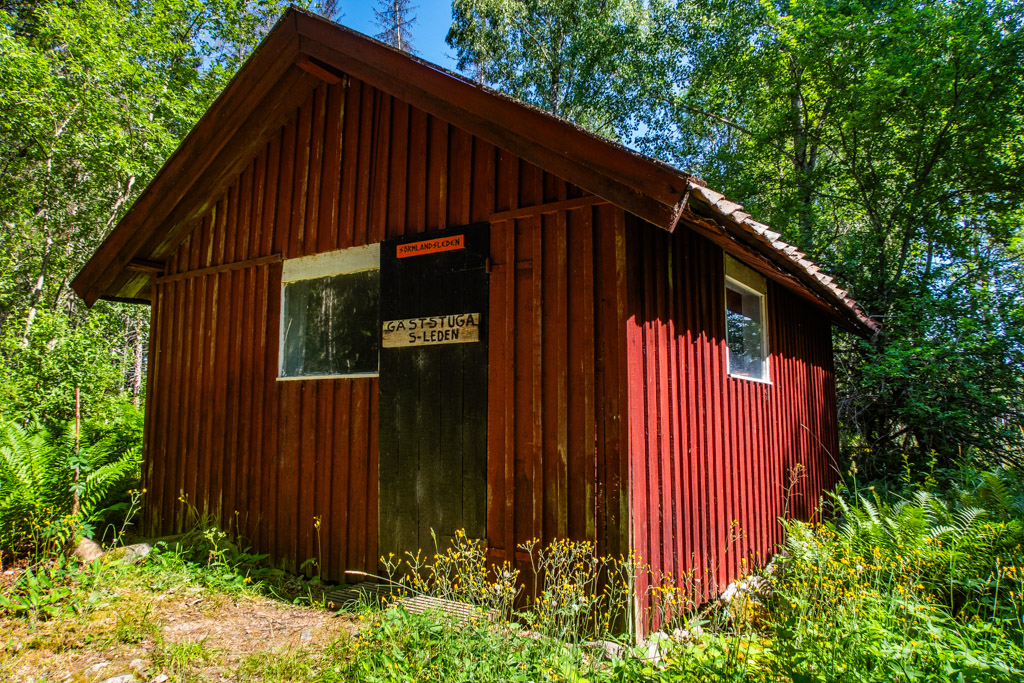 Stuga öppen för vandrare längs Sörmlandsleden